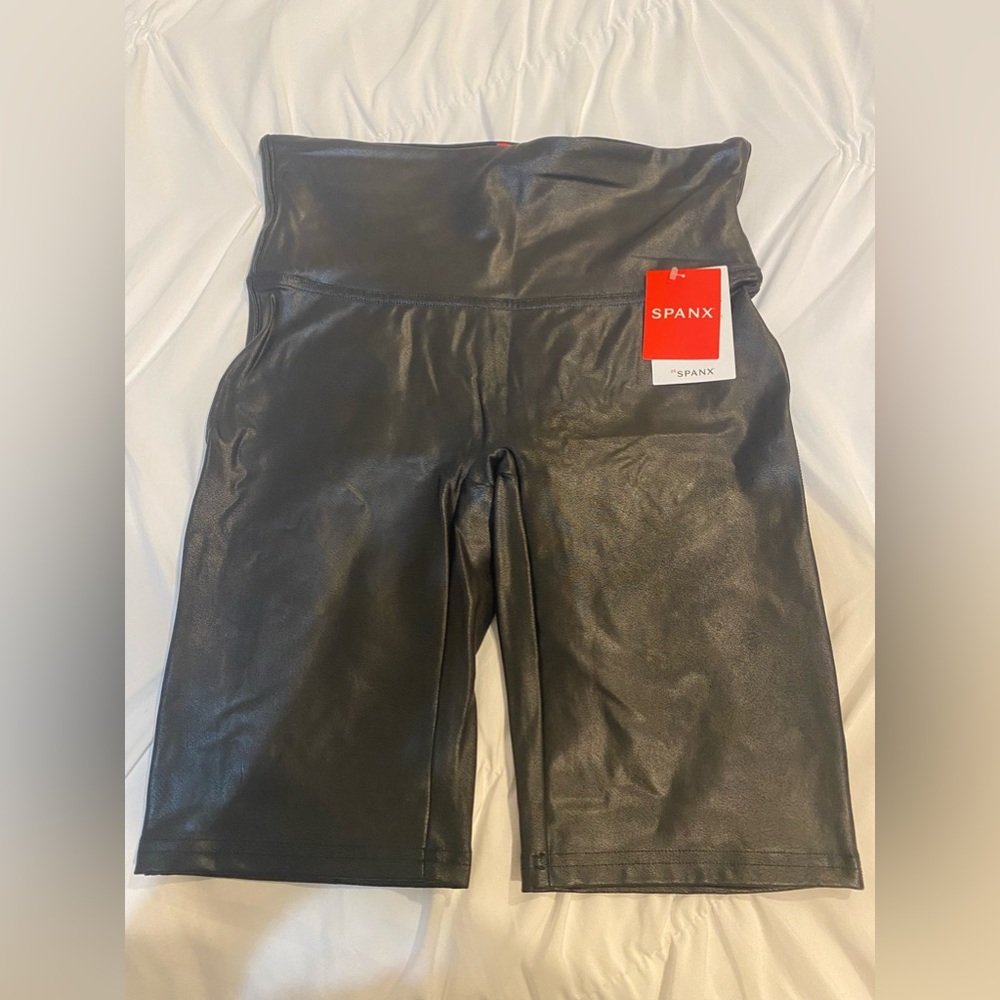 NWT SPANX Faux Leather Bike Short
